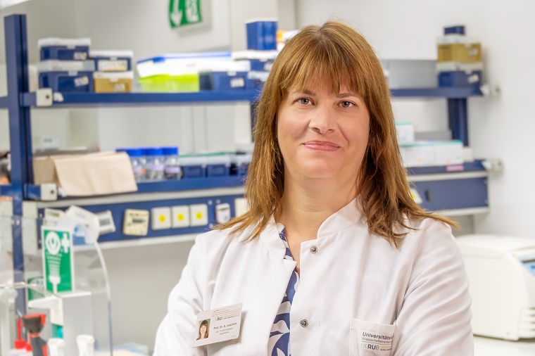 Prof. Dr. Stephanie Joachim, Leiterin des Instituts für Experimentelle...