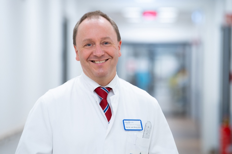 Prof. Dr. Michael Wild, Direktor der Klinik für Orthopädie, Unfall- und...
