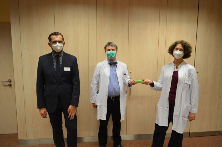 v.l. Vorstand René Klinger, Prof. Dr. René Handschu und Dr. Ute Meister....