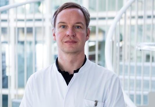 Professor Dr. Hendrik Poeck, Geschäftsführender Oberarzt der Klinik und...