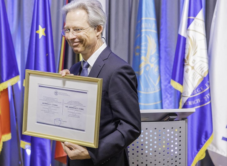 Im Rahmen einer Antrittsvorlesung wurde der zuvor in Bad Lippspringe tätige...