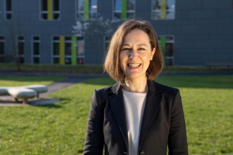 Prof. Dr. Ulrike Attenberger, Direktorin der Klinik für Diagnostische und...