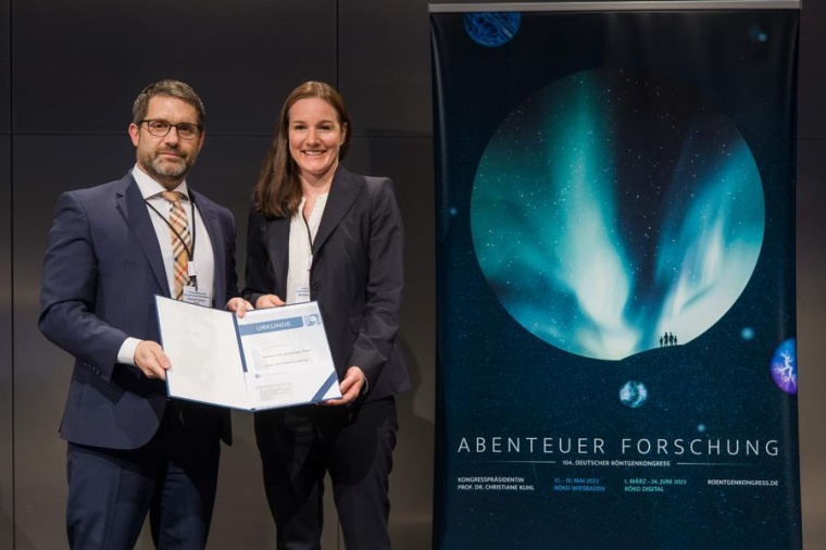 DRG-Präsident Professor Konstantin Nikolaou und PD Dr. Alexandra Gersing...