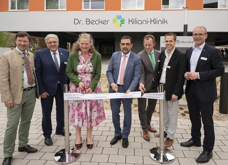 (v.l.n.r.) Bürgermeister Jürgen Heckel; Landrat Helmut Weiß; Dr. Ursula...