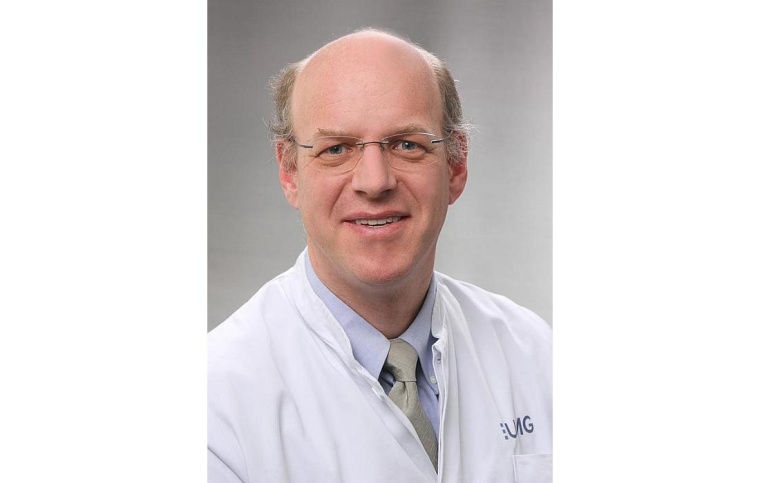 Prof. Dr. Oliver Gross, Oberarzt in der Klinik für Nephrologie und...