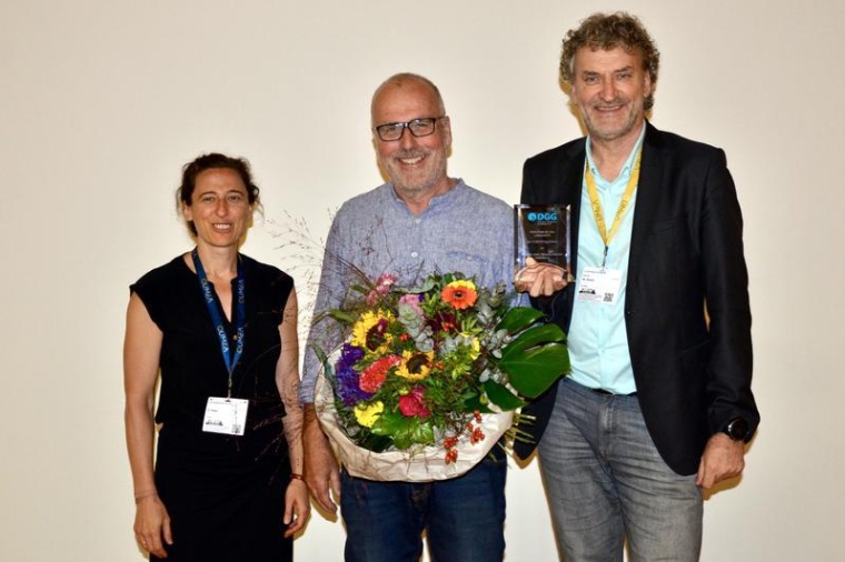 Ausgezeichnet für sein Lebenswerk: Professor Clemens Becker (Bildmitte)...