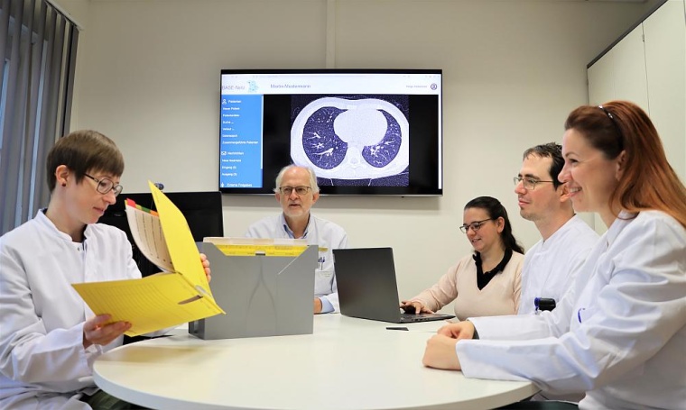 ZSE-Duo-Besprechung, Foto: Uniklinikum Würzburg