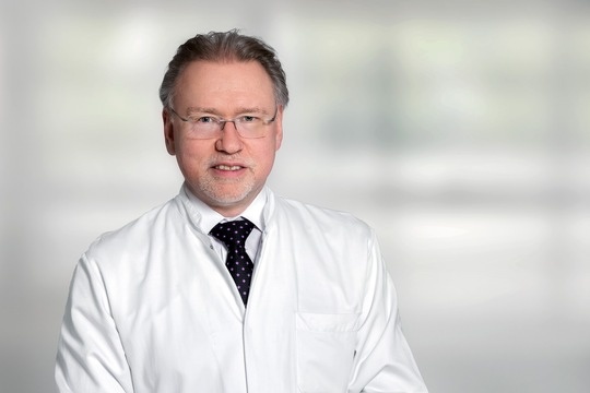 Dr. med. Jörg Kandyba. Foto: Thomas Oberländer | Helios Kliniken