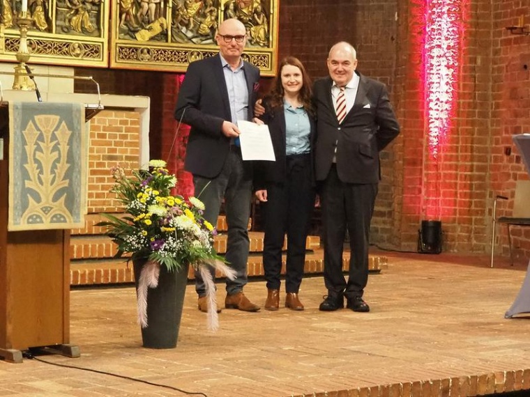 (V.l.n.r.) Prof. Dr. Christof Kramm, Universitätsmedizin Göttingen (UMG), Dr....