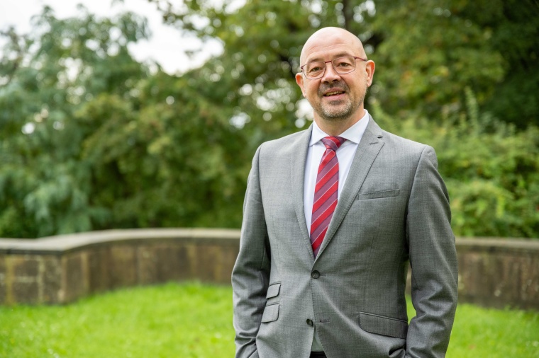 Clemens Platzköster für eine zweite Amtszeit im UKB-Vorstand bis zum 31....