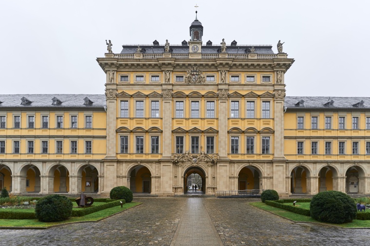 Das Klinikum Würzburg Mitte, ein Krankenhaus der Schwerpunktversorgung mit...