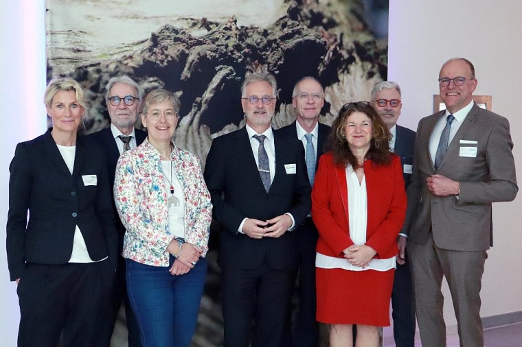 AWMF-Präsidium Foto: Katharina Lenz/AWMF