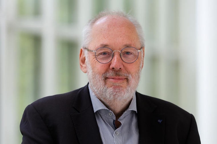 Prof. Dr. Volker Müller, Goethe-Universität Frankfurt. Foto: Uwe Dettmar für...