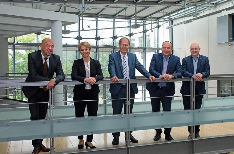 Der Vorstand des UKB (v. l.) Clemens Platzköster, Kaufmännischer Direktor und...