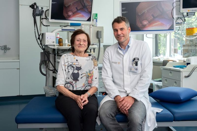 Prof. Marius Distler konnte den Tumor im Darm von Marita Grellmann mithilfe des...