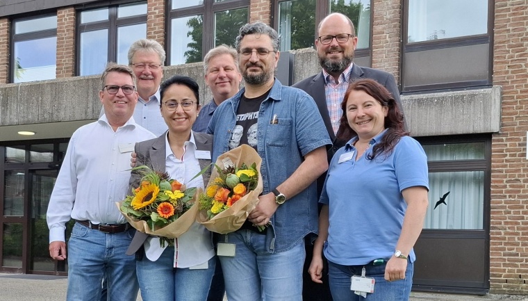 Zehra Erkurt (3.v.l.) ist die neue Chefärztin der Fachabteilung Suchtmedizin...