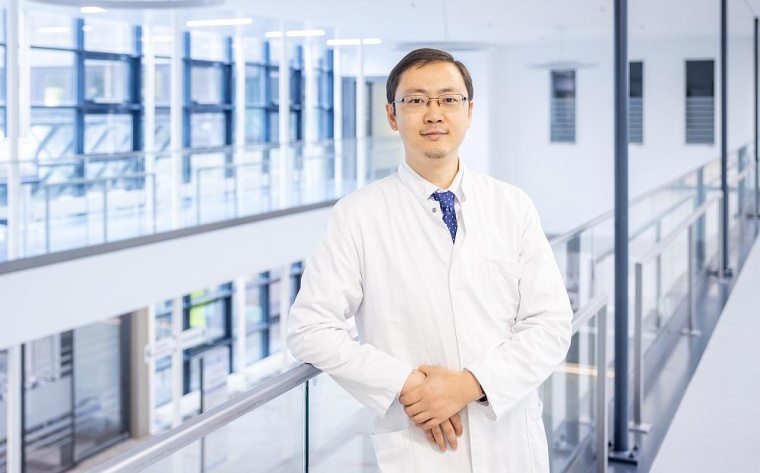 Professor Minglun Li ist einer von elf Chefärztinnen und Chefärzten am...