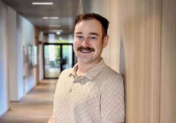 Assistenzprofessor Jack Bravo wird bakterielle Immunsysteme nutzen um neue...