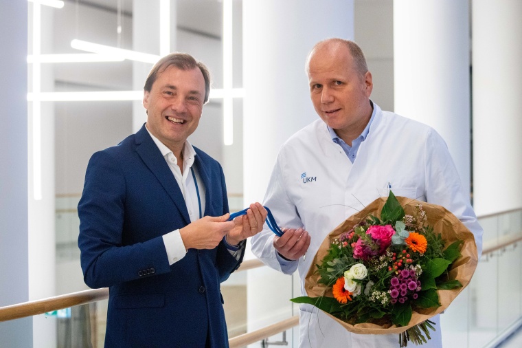 Prof. Alex W. Friedrich, Ärztlicher Direktor und Vorstandsvorsitzender,...