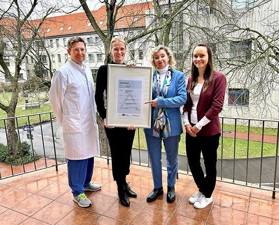 Der Vorstand des Jüdischen Krankenhauses (v. l.): Dr. Robin Kleinwächter,...