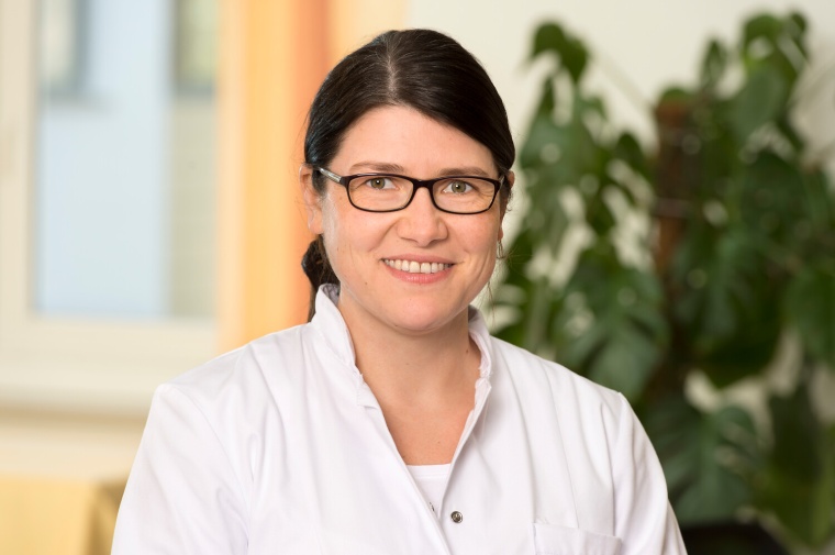 Dr. med. Anna Heinrichs hat die Leitung der Klinik für Innere Medizin am...