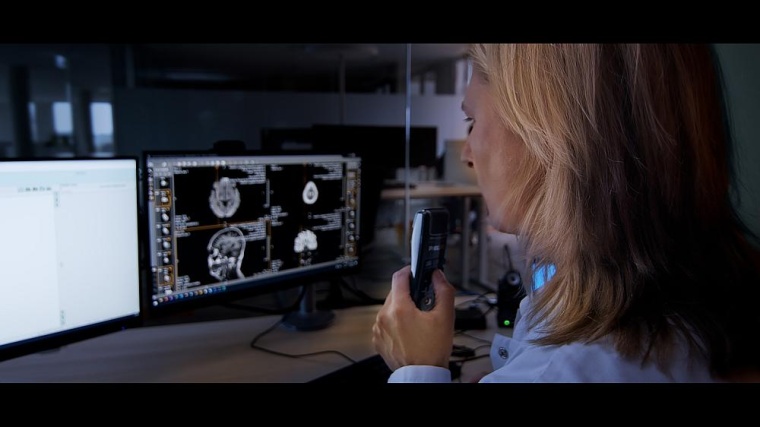 Die Bildqualität ist auf einem hohen Niveau. Dadurch ist es in der Befundung...