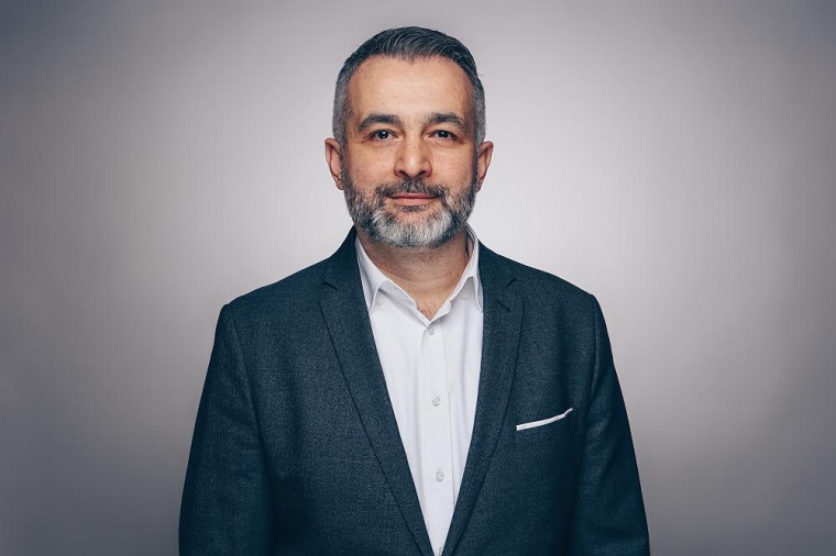 Ertan Altintas, Chefarzt, Facharzt für Psychiatrie, Psychotherapie &...