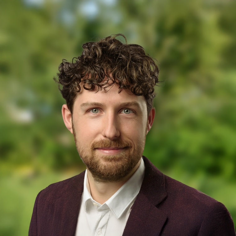 Dr. med. Nikolas Berger setzt in der Behandlung älterer Menschen mit dem...