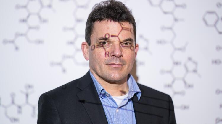 Prof. Dr. Rolf Müller vom HIPS leitet den Forschungsbereich Neue Antibiotika...