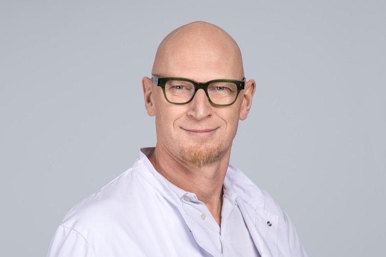 Dr. Stephan Vinzelberg, Chefarzt der Klinik und Tagesklinik für Manuelle...