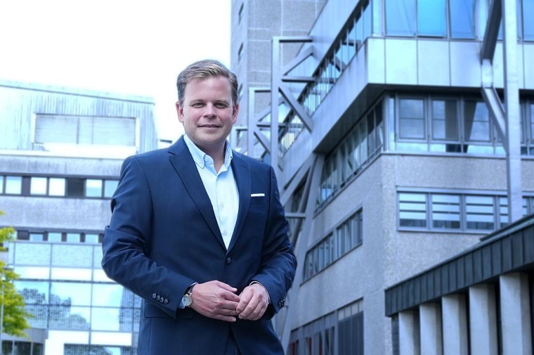 Dr. Atzpodien übernimmt zum 1. Oktober 2025 zusätzlich zu seiner Tätigkeit...