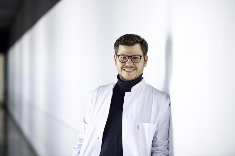 Neben seiner klinischen Tätigkeit leitet Dr. Rejeski die Arbeitsgruppe...