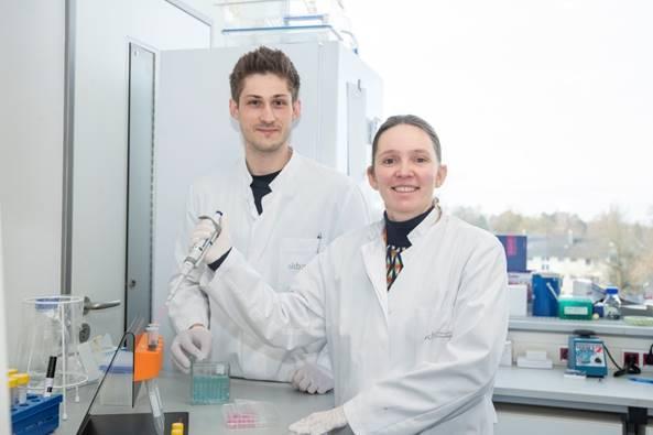 Wie schützt sich die Niere bei Glukosurie vor Bakterien? Die Erstautoren der...