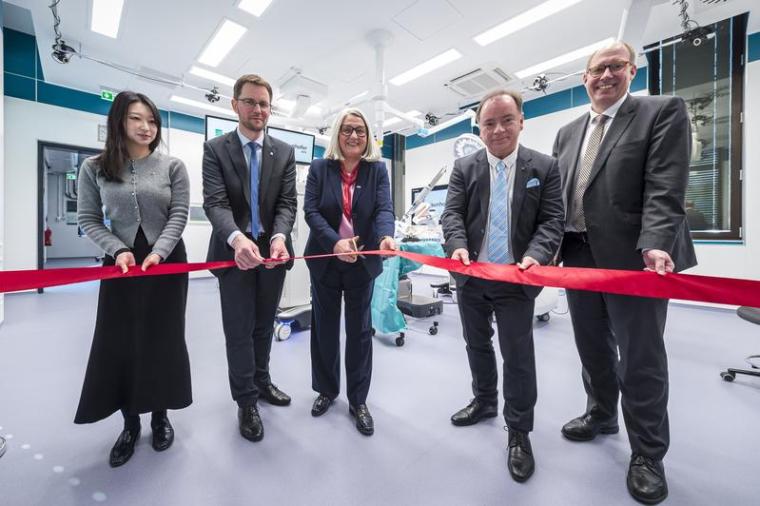 Eröffnung des Erweiterungsbaus des Lübeck Innovation Hub for Robotic Surgery...