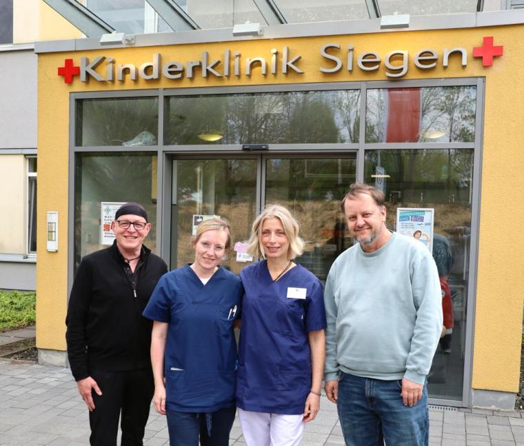 Klinikgeschäftsführer Fred Josef Pfeiffer, Oberärztin Dr. Christiane Yavuz,...